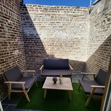 אמיינס Appartement Spacieux Et Luxueux Pres Du Centre מראה חיצוני תמונה